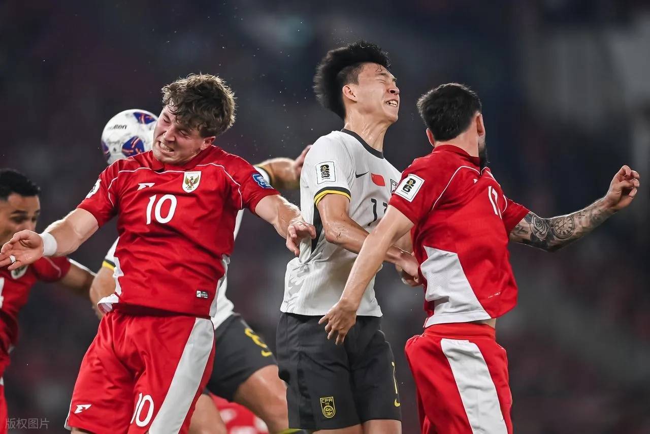 关于热血拼搏！球员奋力争夺荣耀！的信息