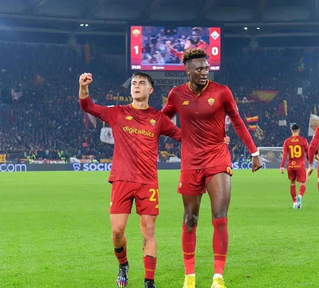 关于雷恩战胜那不勒斯，取得三连胜的信息