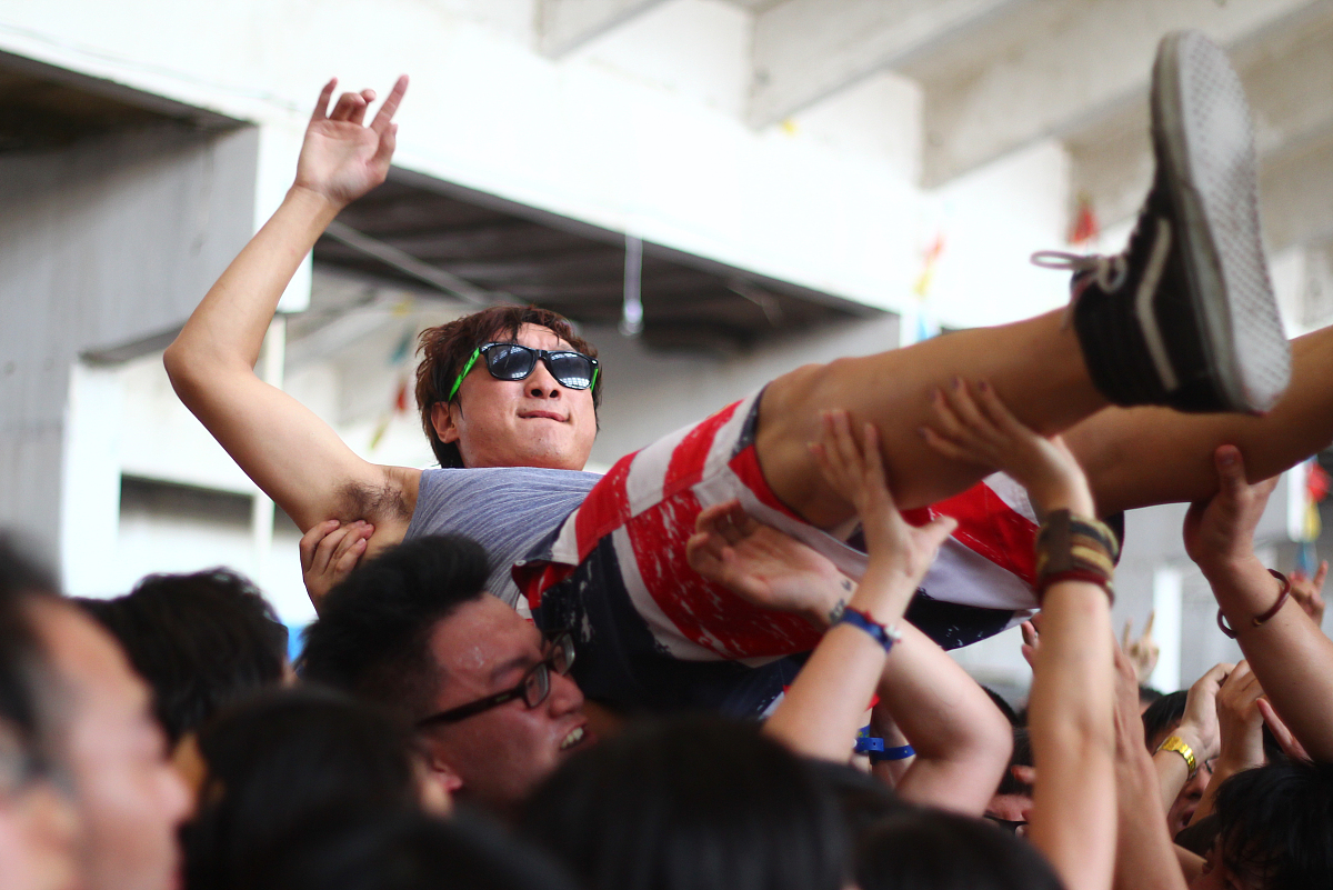 赛场上的精神力量让人们为之动容 赛场上的精神力量让人们为之动容