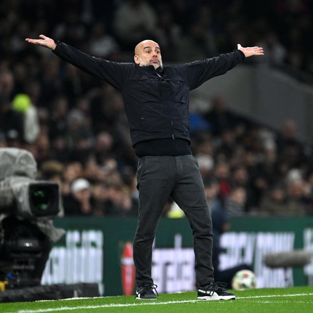 包含沃特福德客场一球小胜沃尔索尔，稳定排名的词条