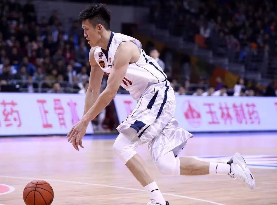 关于四川男篮进攻火力全开,急速追赶的信息 关于四川男篮进攻火力全开,急速追赶的信息