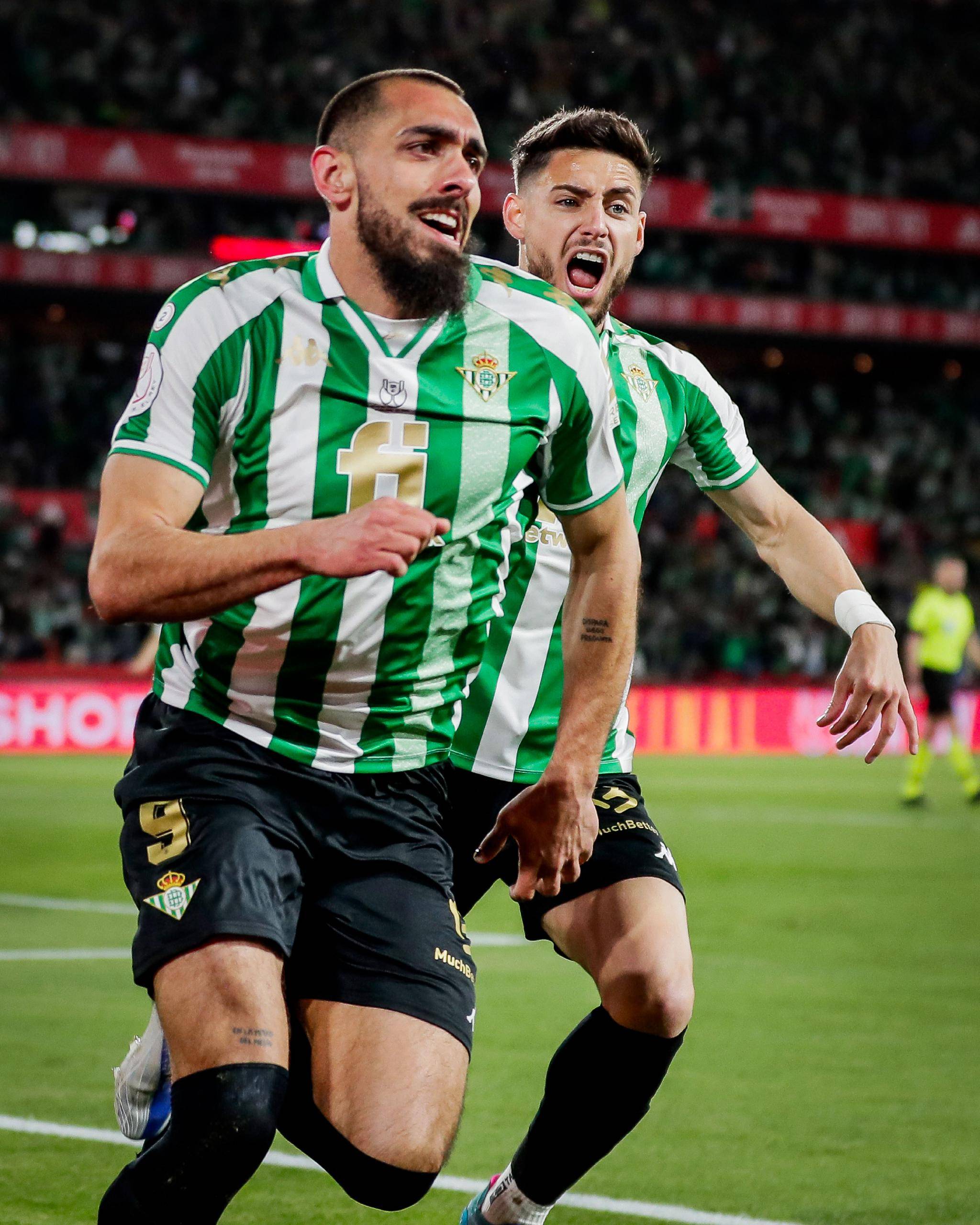 关于意大利足球联赛新秀脱颖而出，令人耳目一新的信息