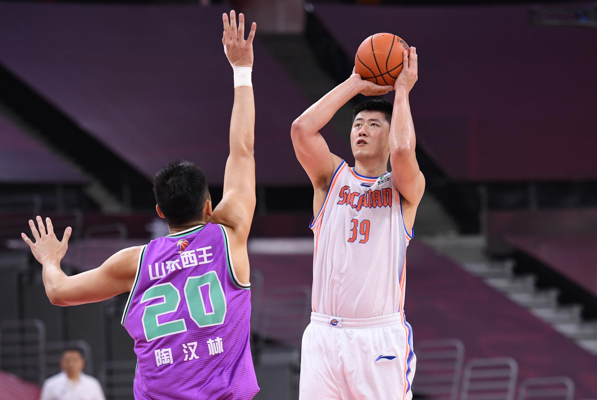 艾尔顿率篮猛取近两连胜的简单介绍