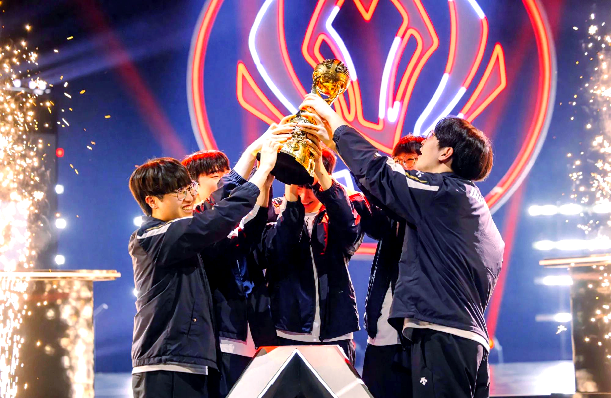 世界杯战队状态火热，誓夺总冠军