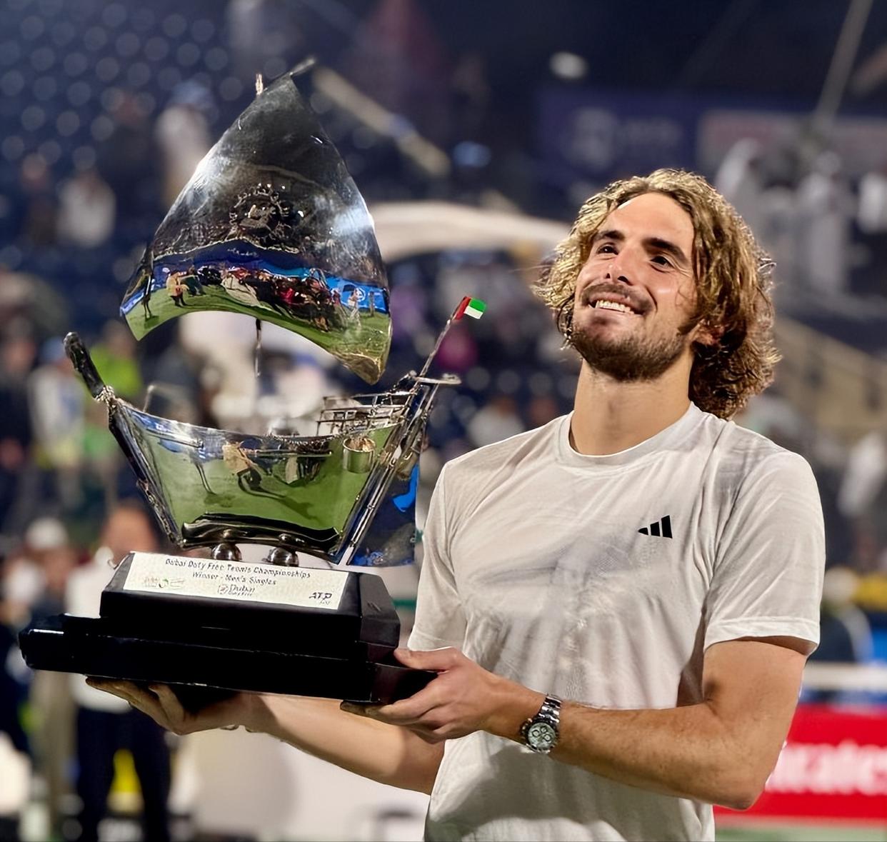 包含网球总决赛即将打响,冠军归属成谜的词条 包含网球总决赛即将打响,冠军归属成谜的词条