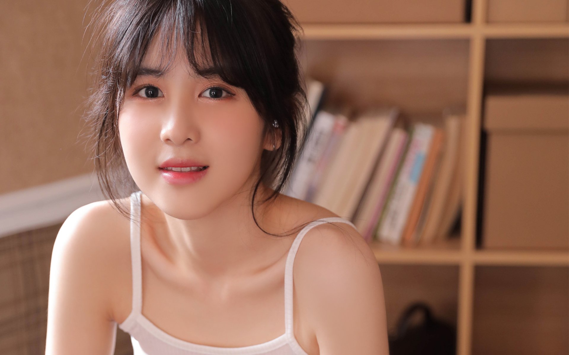 克瓦拉茨赫利亚关键节点连珠炮，荷兰与韩国激战演绎绿茵传奇